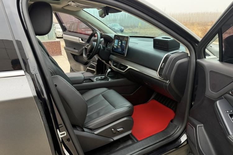 Used BYD Tang 2018 2.0T Automatic SmartConnect Prestige 7-Seater China V Standard