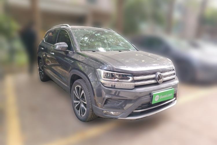 Used Volkswagen Tharu 2021 330TSI All-Wheel Drive Luxury PLUS Version Front Right 45 Deg