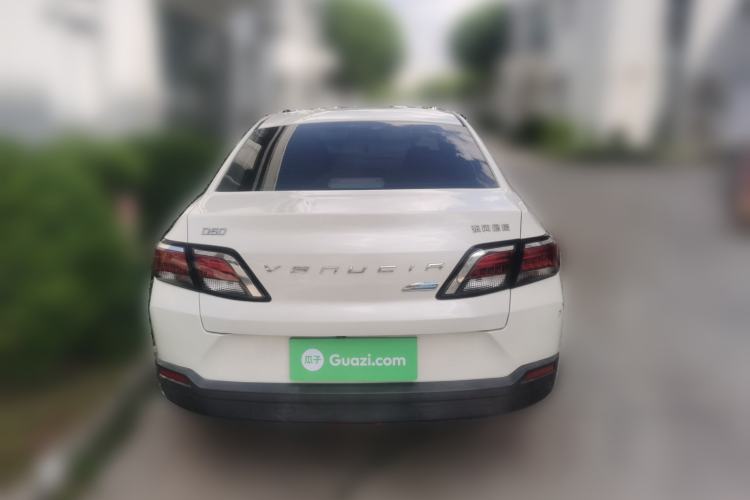 Used Venucia D60 2018 1.6L CVT Smart Connect Elite Edition
