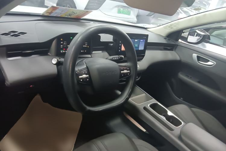 Used Roewe D6 2025 450 km Premium Edition
