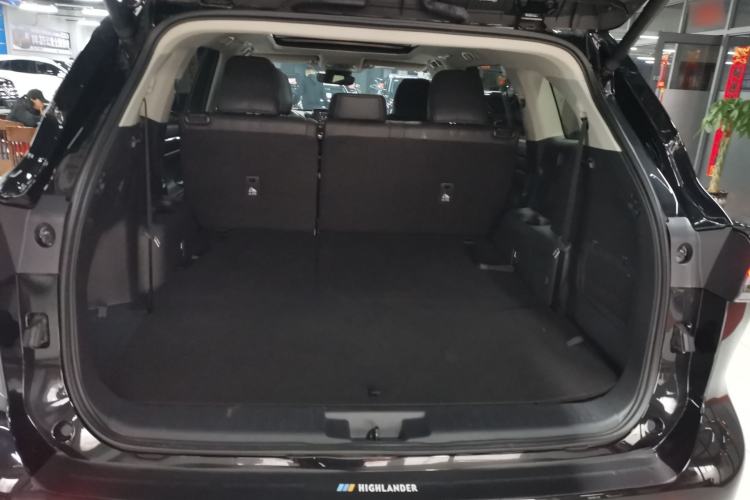 Used Toyota Highlander 2024 2.5L Smart Electric Hybrid Dual-Engine Four-Wheel Drive Prestige Version – 7 Seats