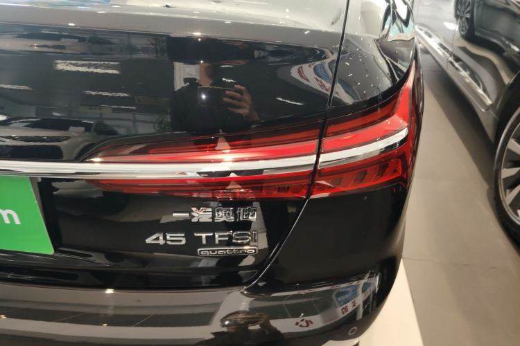 Used Audi A6L 2024 45 TFSI Prestige Dynamic Edition Right Rear Taillight