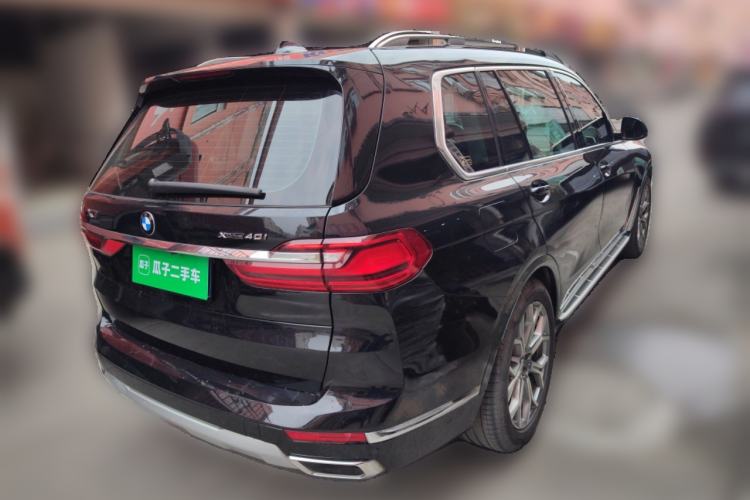 Used BMW X7 2020 xDrive40i Luxury Package with Leading Features