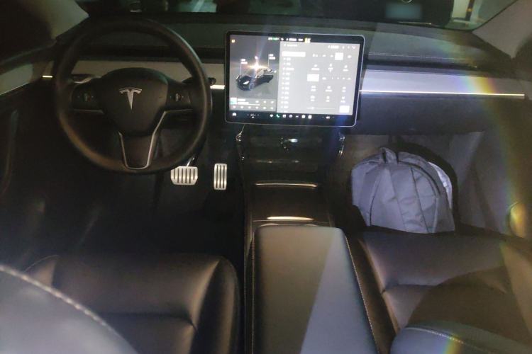 Used Tesla Model Y 2023 High-Performance All-Wheel-Drive Version