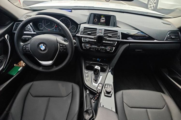 Used BMW 3 Series 2017 318Li Fashion Model