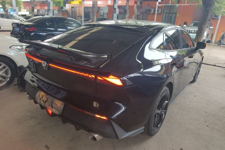 Used CHANGAN UNI-V 2024 1.5T High-Energy Version
