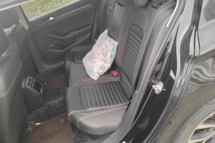 Used Volkswagen Magotan 2020 330TSI DSG Leading Model Left Rear Seat