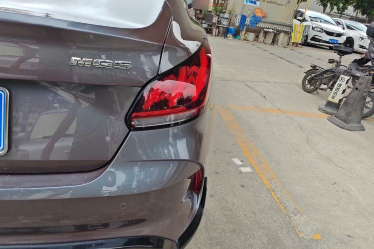 Used MG 5 2021 180 DVVT CVT Youthful Style Edition