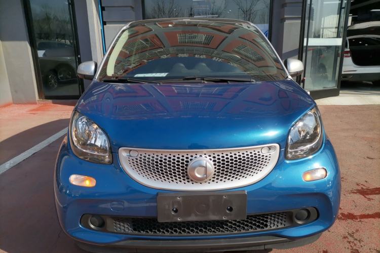 Used smart forfour 2016 1.0L 52 kW Passion Edition
