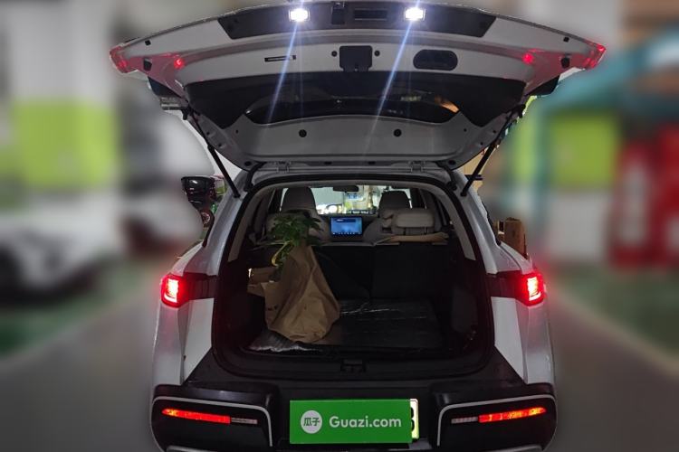 Used BYD Yuan UP 2024 401KM Leading Edition Trunk