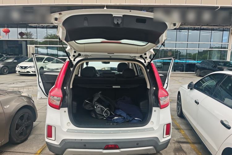 Used Geely Auto Vision X6 2016 1.3T CVT Flagship Model Trunk