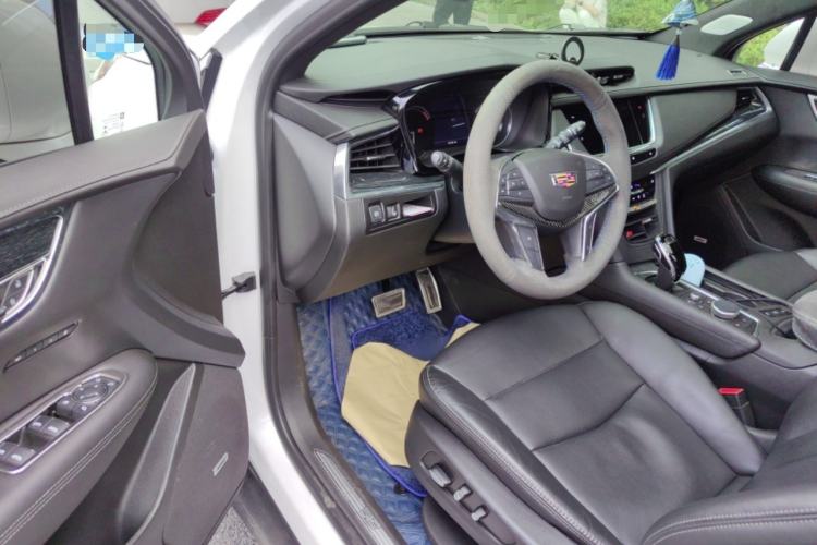 Used Cadillac XT5 2020 28T Luxury Version Driver Seat