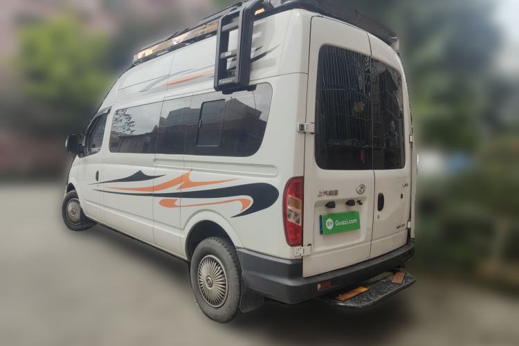 Used SAIC MAXUS Xintu V80 2019 2.5T Classic Model AMT Aoyuntong Long Wheelbase High-Roof 7-Seater