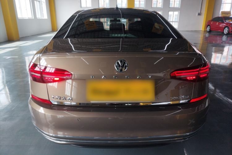 Used Volkswagen Passat 2019 330TSI Luxury Edition China V Standard Rear