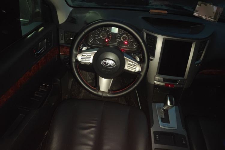 Used Subaru Outback 2010 2.5i Luxury Edition