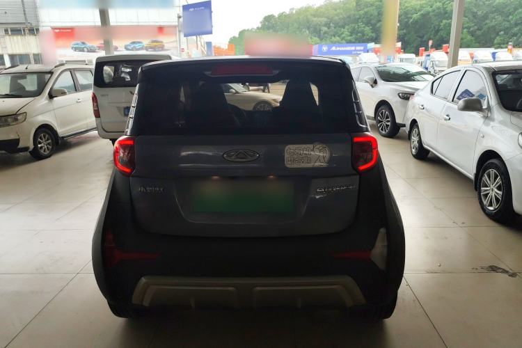 Used Chery QQ Little Ant 2022 Restyled Version Sweet Pink Edition Half-Sugar Version 30.6 kWh 30 kW 301 km Rear