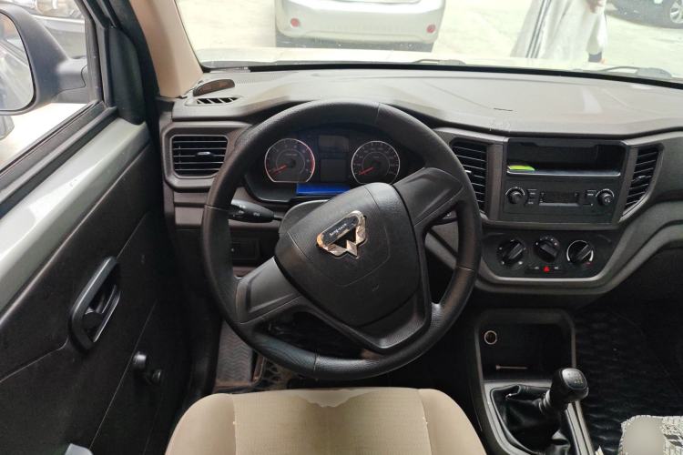 Used Wuling Hongguang V 2019 1.5L Jingqu Version L2B Steering Wheel
