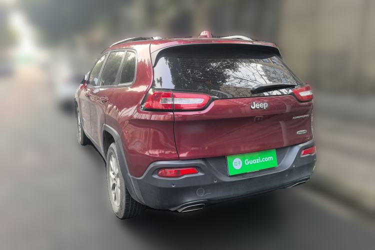 Used Jeep Cherokee 2016 2.4L Leading Edition Rear Left 45 Deg