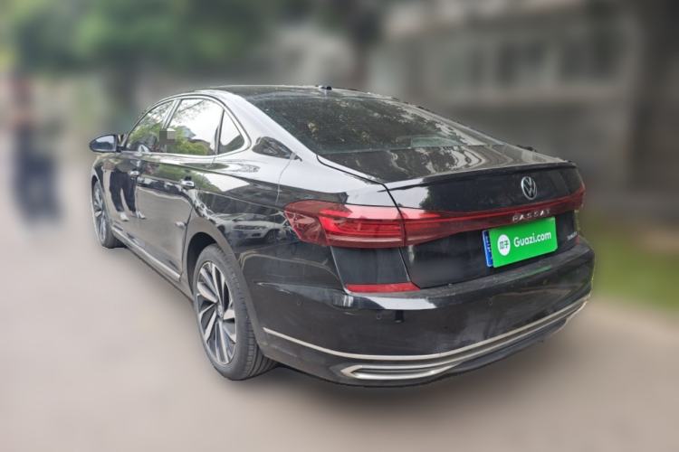Used Volkswagen Passat 2022 330TSI Starry Luxury Edition