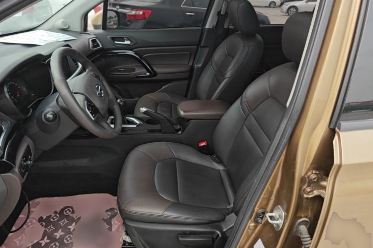 Used GAC Trumpchi GS4 2015 200T Manual Elite Edition Left Front Seat