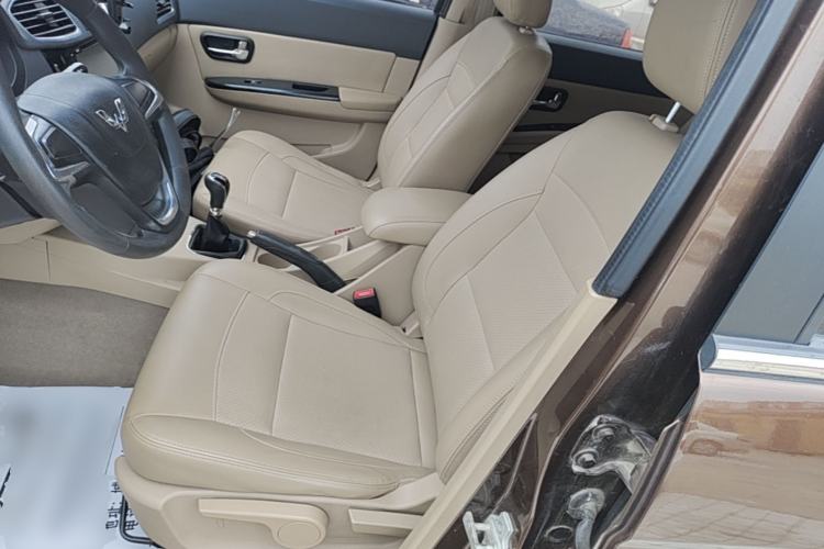 Used Wuling Hongguang 2013 1.2L S Comfort Model China IV Standard