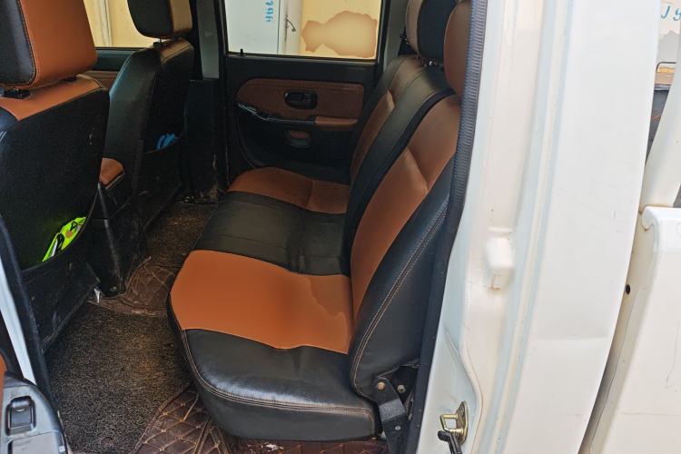 Used JMC Baodian 2018 2.9T New Value-Packed Two-Wheel-Drive Diesel Comfort Version with Extended Cargo Bed – JX4D30B5L