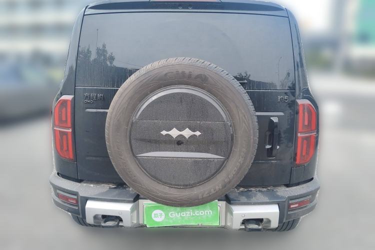 Used Formula Leopard Leopard 5 2023 Explore Edition
