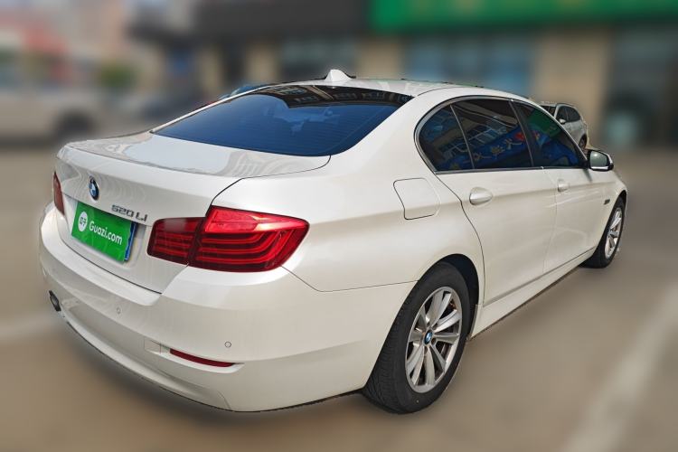 Used BMW 5 Series 2014 520Li Elegant Model Rear Right 45 Deg