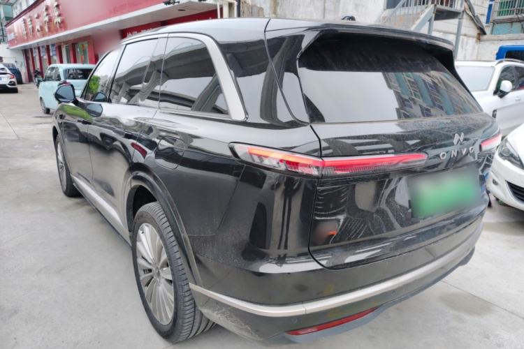 Used ONVO Luxeed L90 2025 Model—Ultra Six-Seater Version
