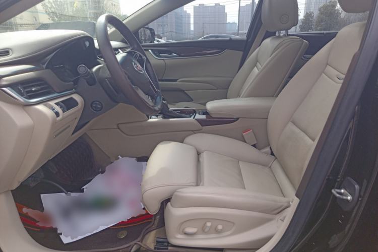 Used Cadillac XTS 2013 28T Luxury Model Left Front Seat