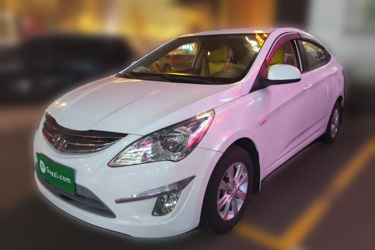 Used Hyundai Verna (older generation) 2010 Sedan 1.4L Manual Comfort GS