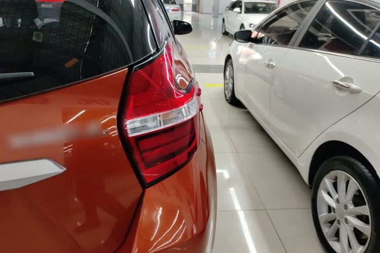 Used Toyota YARiS L Zhi Xuan 2016 Revised 1.5G CVT Xuan Dong Edition Right Rear Taillight