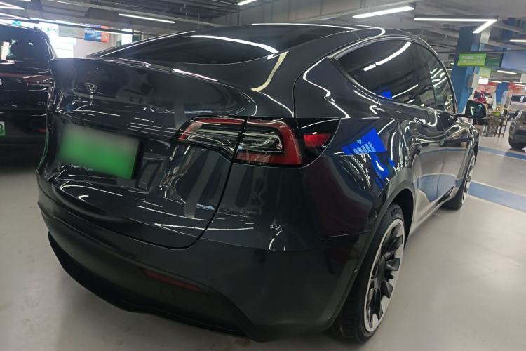 Used Tesla Model Y 2022 Rear-Wheel-Drive Version