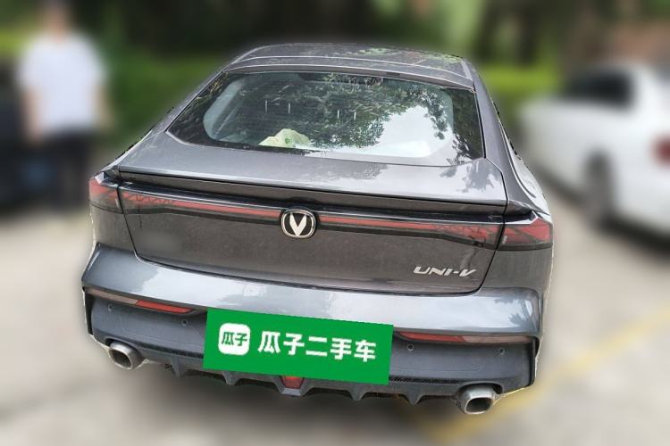 Used Changan UNI-V iDD 2023 ZhiDian iDD 1.5T 113km Smart & Fun Version
