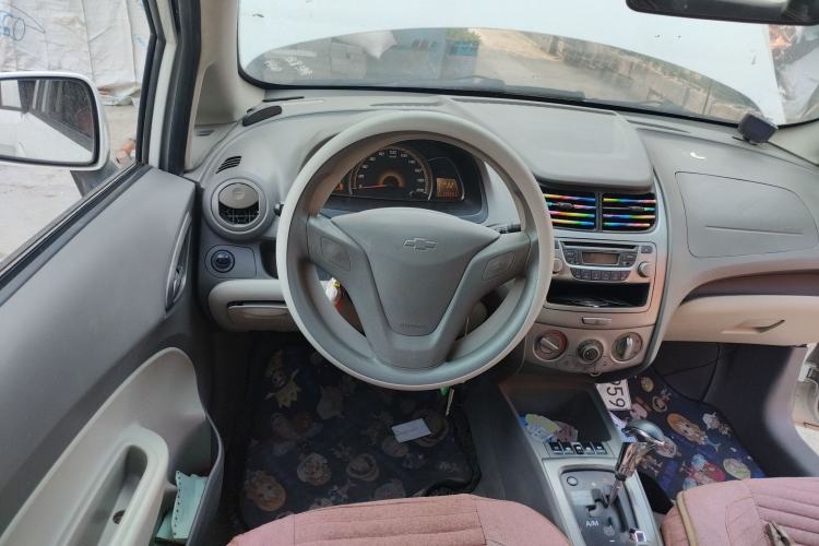 Used Chevrolet Sail 2011 Sedan 1.4L AMT Happiness Edition