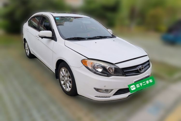 Used Soueast V5 Lingzhi 2014 1.5L Manual Sytle Xuya Front Right 45 Deg