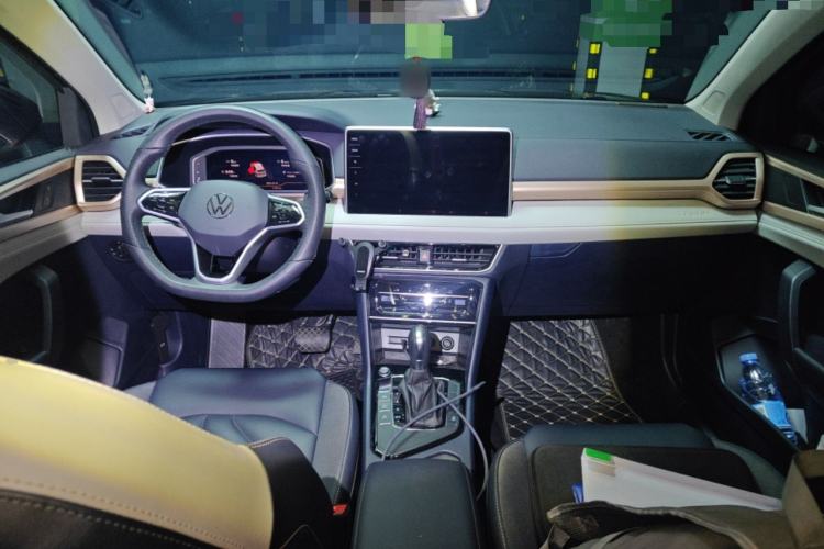 Used Volkswagen Tharu 2023 300TSI Two-Wheel-Drive Full Moon Edition
