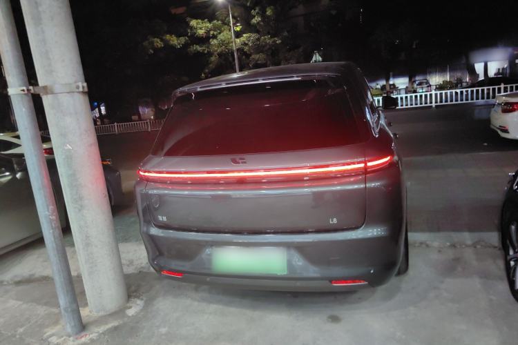 Used Li Auto L8 2023 Pro Model Rear