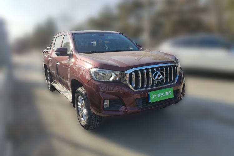 Used SAIC MAXUS T60 2017 2.0T Gasoline Automatic 4x4 High-Ride Elite Standard Cabin Front Right 45 Deg