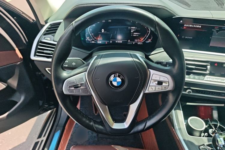 Used BMW X7 2021 xDrive40i Luxury Package with Leading Features