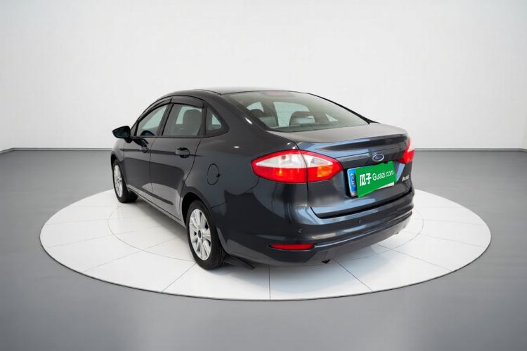 Used Ford Fiesta 2013 Sedan 1.5L Automatic Fashion Edition Exterior 2