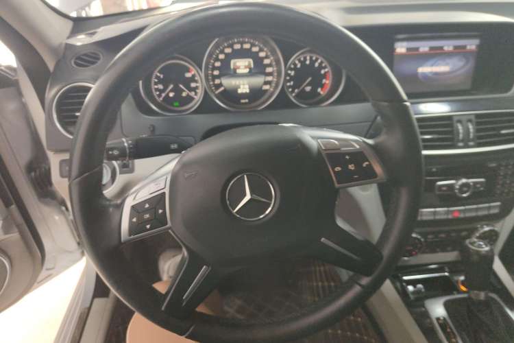 Used Mercedes-Benz C-Class 2013 C 180 Classic Grand Edition