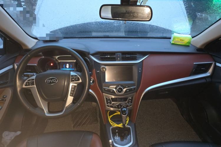 Used BYD G5 2014 1.5TID Automatic Prestige Model