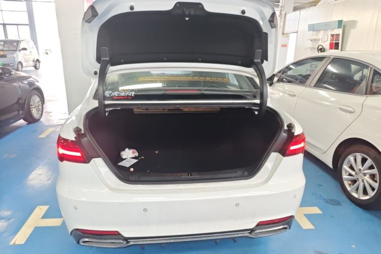 Used Geely Auto Binray 2019 200T Manual Binchi Edition
