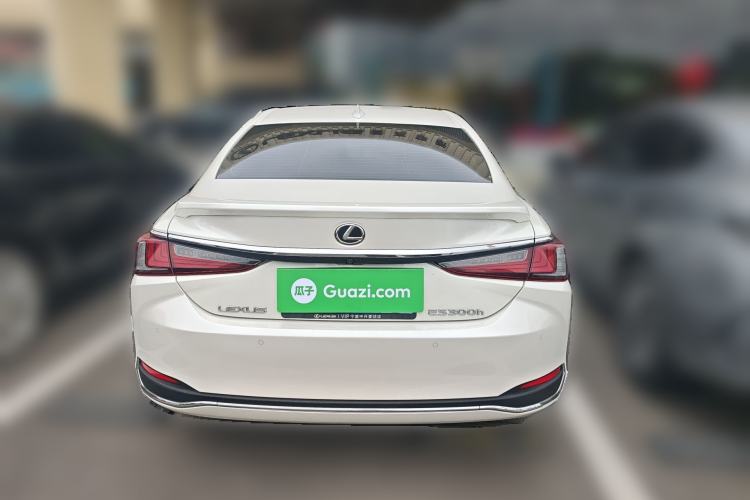 Used Lexus ES 2022 300h Excellence Edition