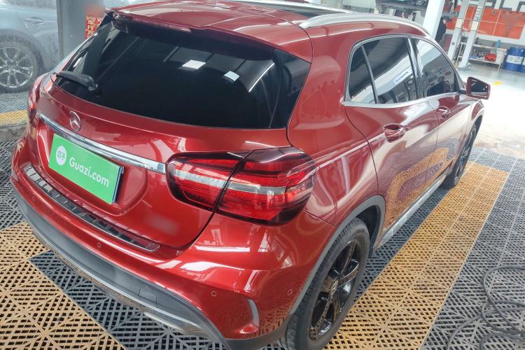 Used Mercedes-Benz GLA 2019 GLA 200 Fashion Model Rear Right 45 Deg