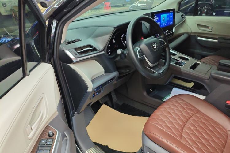 Used Toyota SIENNA 2021 2.5L Hybrid Comfort Edition