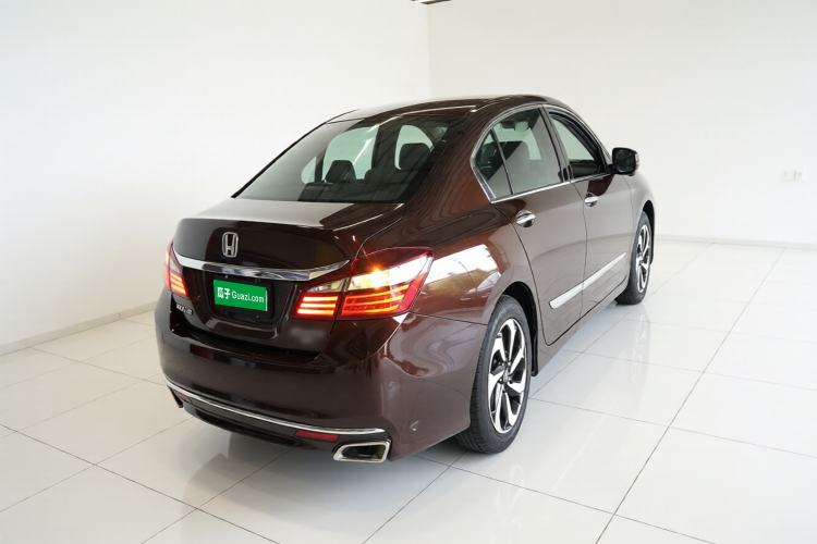 Used Honda Accord 2016 2.4L Luxury Edition
