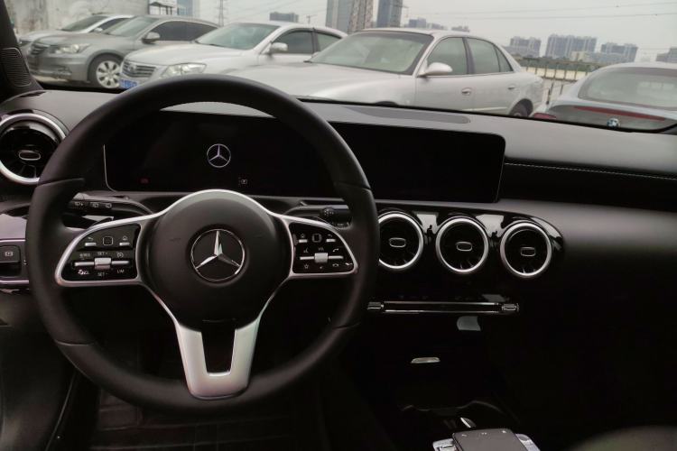 Used Mercedes-Benz A-Class 2019 A 200 Dynamic Edition Center Console