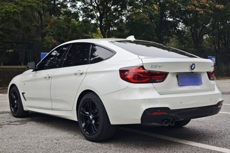 Used BMW 3 Series GT 2020 320i M Sport Night Edition
